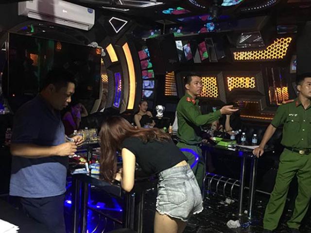 32 thanh niên chơi ma tuý trong phòng VIP quán karaoke