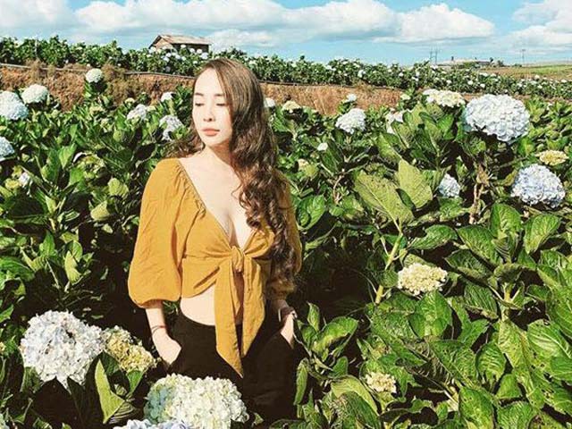 "Nhã - cô gái vàng trong làng giật bồ": "Ngoài đời tôi sexy hơn ở phim Về Nhà đi con"