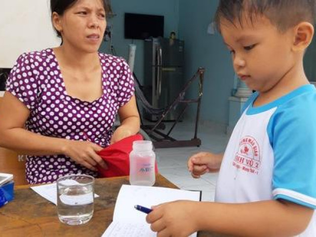 Gặp lại bé trai bị đâm thấu sọ, được bác sĩ cứu sống thần kỳ