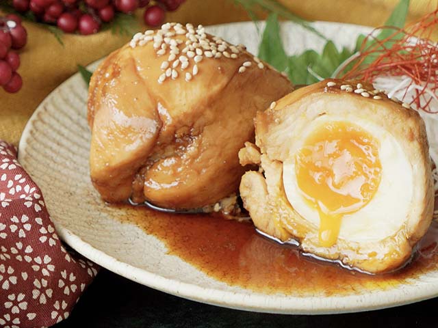 Video: Cách làm thịt gà cuộn trứng sốt Teriyaki kiểu Nhật siêu ngon lại dễ làm
