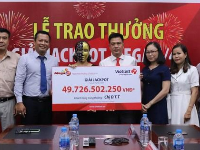 Sự trùng hợp bất ngờ của 2 người trúng Vietlott Sự trùng hợp bất ngờ của 2 người trúng Vietlott