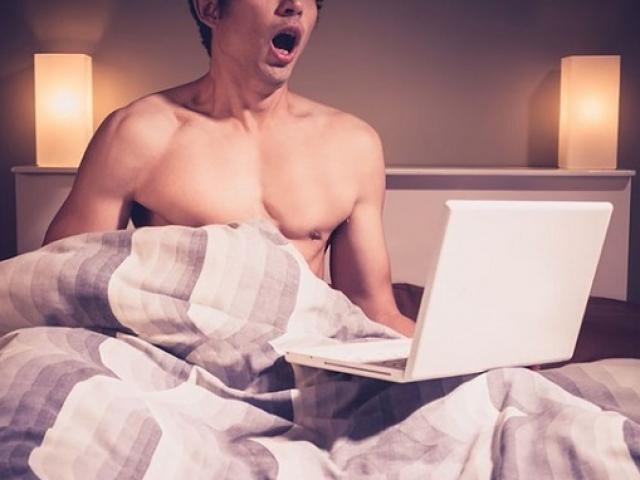 Nam thanh niên không thể cương cứng do thủ dâm 3 lần/ngày: Liệu có liệt dương?