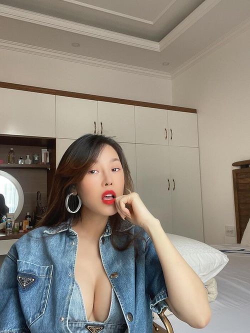 Quế Vân là bà mẹ sexy nhất showbiz Việt khi khoe body quá nóng bỏng sau sinh vài ngày - 4