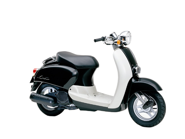 Nên mua xe máy 50cc hay xe điện cho học sinh cấp 3?