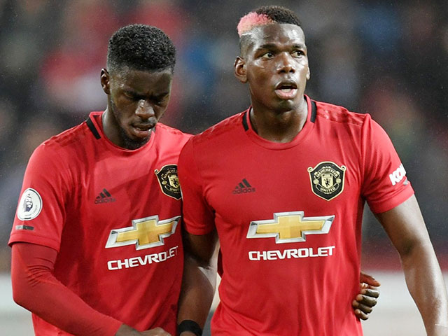 Varane gia nhập MU, lộ diện SAO đầu tiên phải khăn gói rời Old Trafford