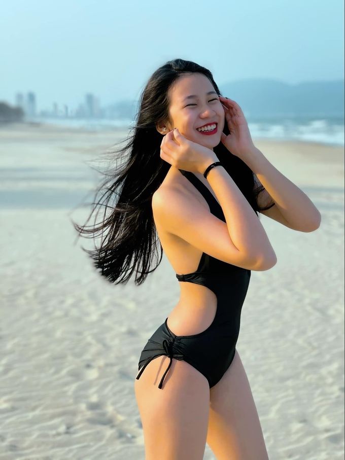 Ái nữ nhà sao Việt &#34;trổ giò&#34; xinh như Hoa hậu, chiều cao ấn tượng ở tuổi dậy thì - 10