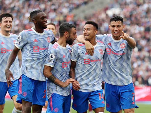 MU nối dài chiến tích “ngược dòng“, Ronaldo - Fernandes hành động bất ngờ với Lingard