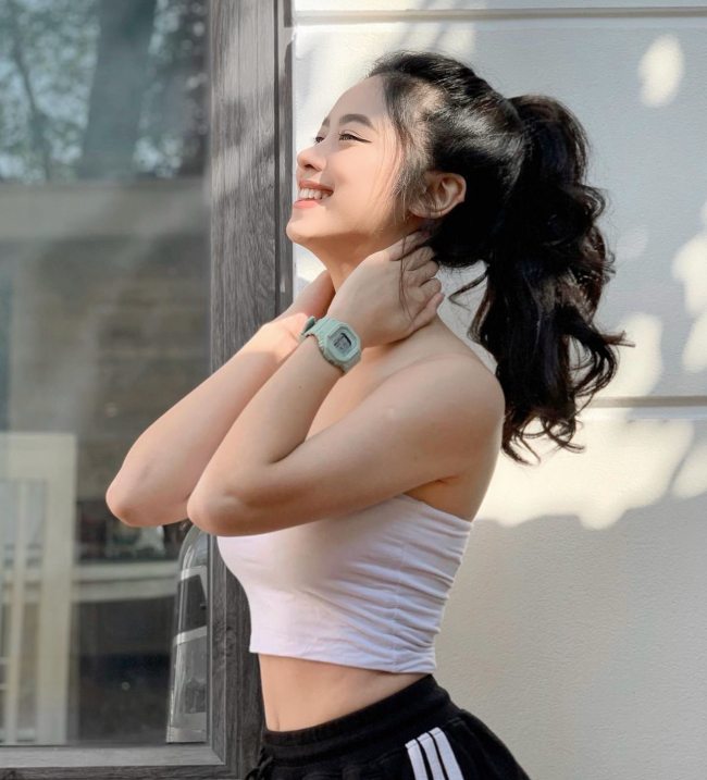 Hot girl Thanh Hoá mặc đồ bình dân vẫn sang chảnh, thu hút vạn người mê 10