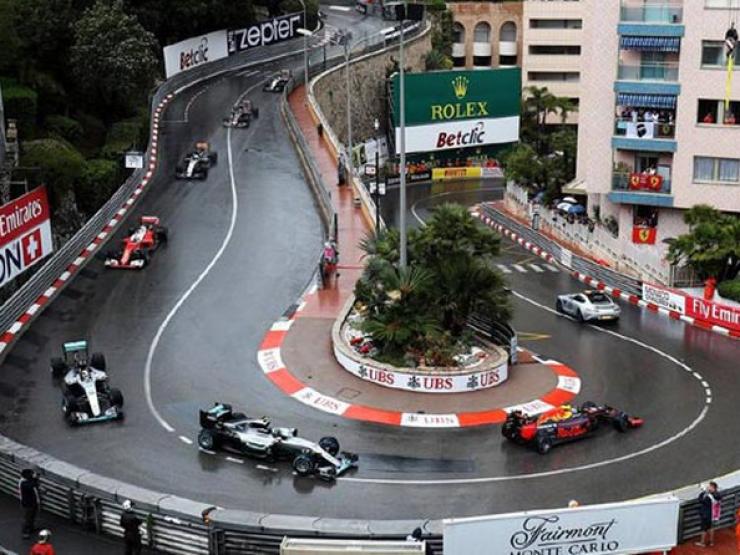 Đường đua xe F1 ở Monaco có điểm gì đặc biệt?