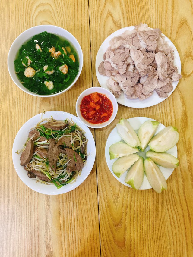 Hơn 50 mâm cơm gia đình 'Việt' ngon miệng lại dễ nấu trong ngày hè - 41