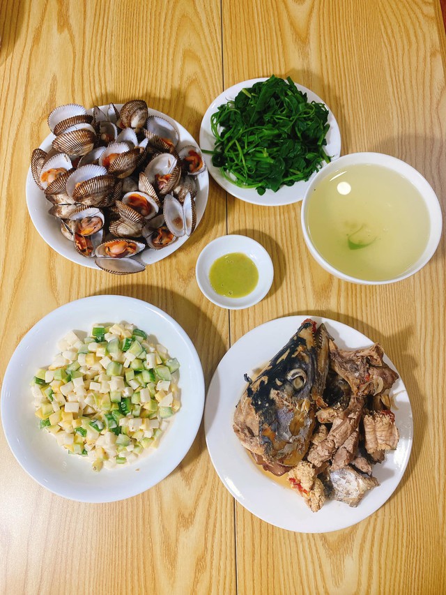 Hơn 50 mâm cơm gia đình 'Việt' ngon miệng lại dễ nấu trong ngày hè - 42
