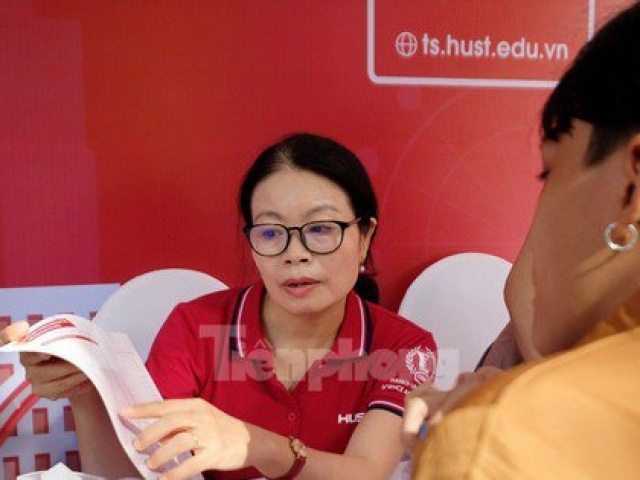 Thí sinh quên nhập mã OTP khi đăng ký nguyện vọng: Bộ GD&ĐT lên tiếng Thí sinh quên nhập mã OTP khi đăng ký nguyện vọng: Bộ GD&ĐT lên tiếng