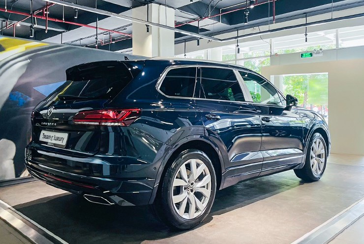 Volkswagen Touareg giảm giá lên đến 400 triệu đồng liệu có thoát cảnh “ế” - 2