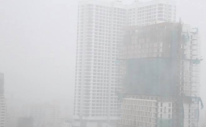 Hướng gió bão số 12 thay đổi, mưa to dữ dội, nhà dân ngập sâu - 9