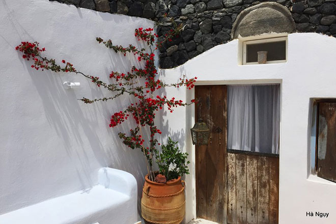 Santorini - Những điều nhất định phải biết về "hòn đảo của các thiên thần" - 10