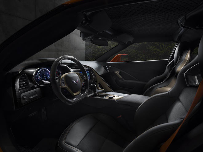 Siêu xe cơ bắp Chevrolet Corvette ZR1 2019 lộ diện - 3