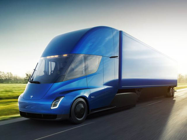 Xe đầu kéo Tesla chốt giá từ 3,4 tỷ đồng - 2