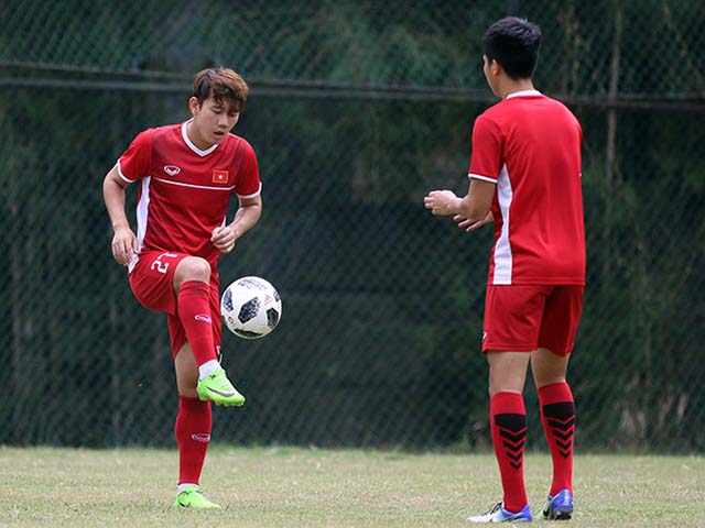C&ocirc;ng bố danh s&aacute;ch ĐT Việt Nam: Xu&acirc;n Trường - Quang Hải săn c&uacute;p v&agrave;ng AFF Cup