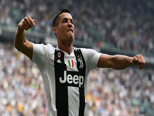 Chói sáng Ronaldo - Juventus: &#34;Ông trời&#34; trợ giúp CR7 lập siêu phẩm