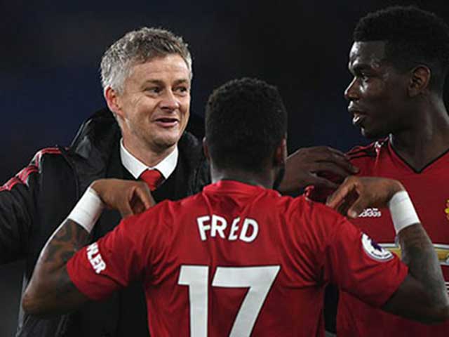 MU hồi sinh 12 bàn/3 trận: Solskjaer và &#34;bí kíp độc&#34; từ hàng thủ