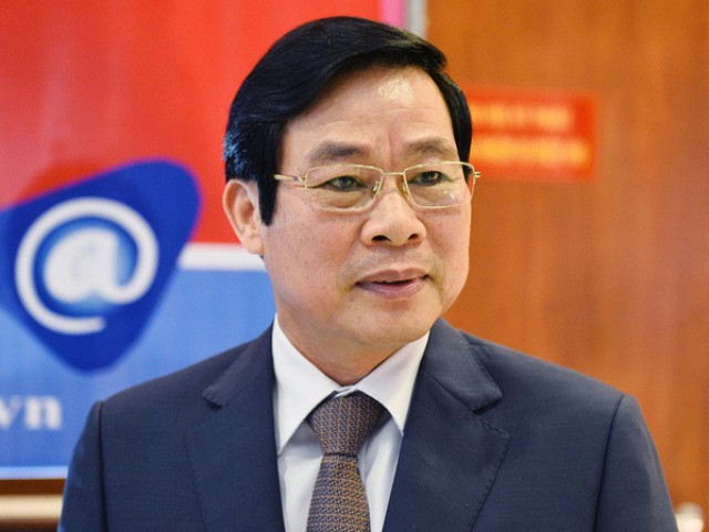 Cựu Chủ tịch Mobifone khai biếu Nguyễn Bắc Son 700.000 USD "tiêu Tết" Cựu Chủ tịch Mobifone khai biếu Nguyễn Bắc Son 700.000 USD "tiêu Tết"