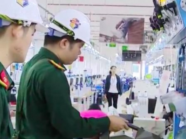 Binh chủng Hóa học vào cuộc vụ gần 100 công nhân ở Nam Định ngộ độc Binh chủng Hóa học vào cuộc vụ gần 100 công nhân ở Nam Định ngộ độc