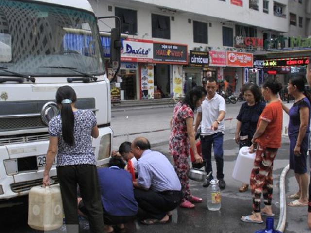 Sau nửa tháng im lặng, Công ty nước sạch sông Đà lần đầu xin lỗi người dân