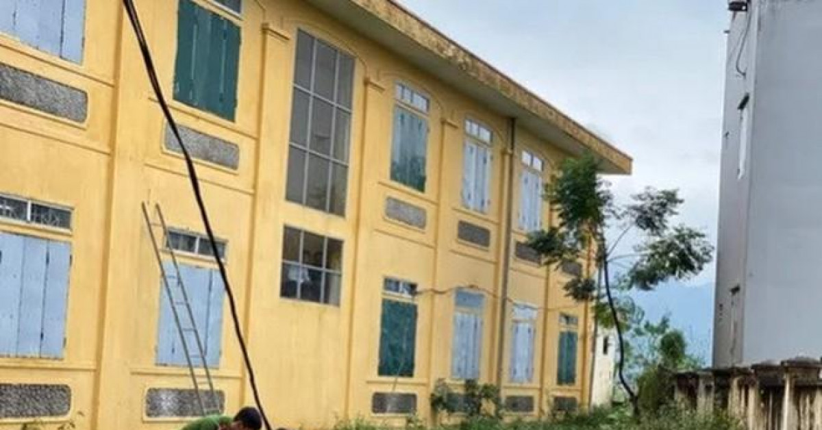 Vụ học sinh bị điện giật tử vong: Ai phải chịu trách nhiệm?