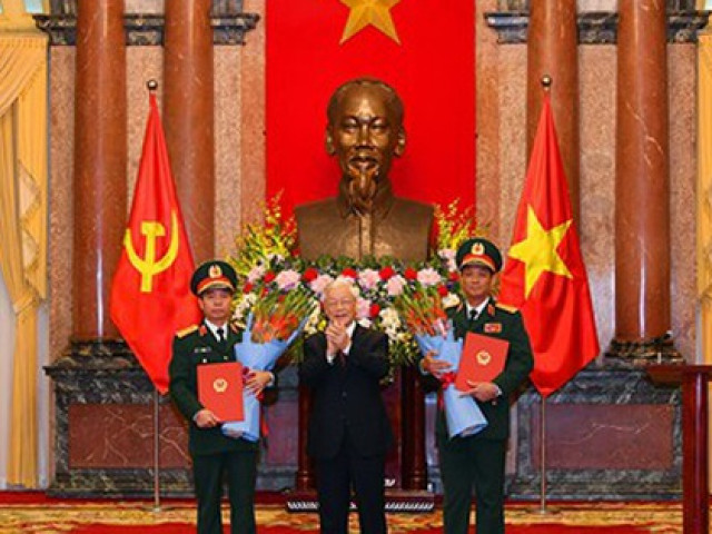 Tổng Bí thư, Chủ tịch nước trao quyết định thăng quân hàm cho 2 tướng quân đội