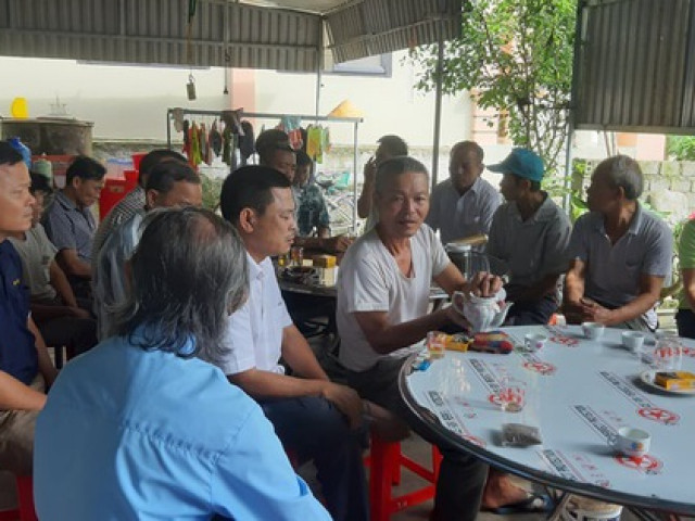Vụ 39 người chết ở Anh: Nghệ An lập đường dây nóng sẵn sàng triển khai phương án bảo hộ công dân Vụ 39 người chết ở Anh: Nghệ An lập đường dây nóng sẵn sàng triển khai phương án bảo hộ công dân