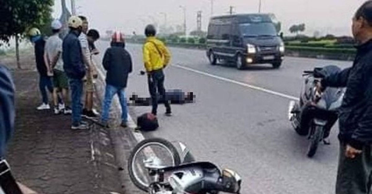 Chạy xe máy tốc độ cao tự ngã, 2 thanh thiếu niên thương vong