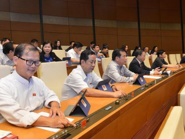 Bỏ chế độ viên chức suốt đời: Trường hợp nào được ngoại lệ?