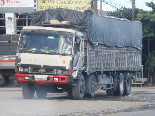 Xe quá tải vắng bóng sau vụ CSGT tố cấp trên bảo kê