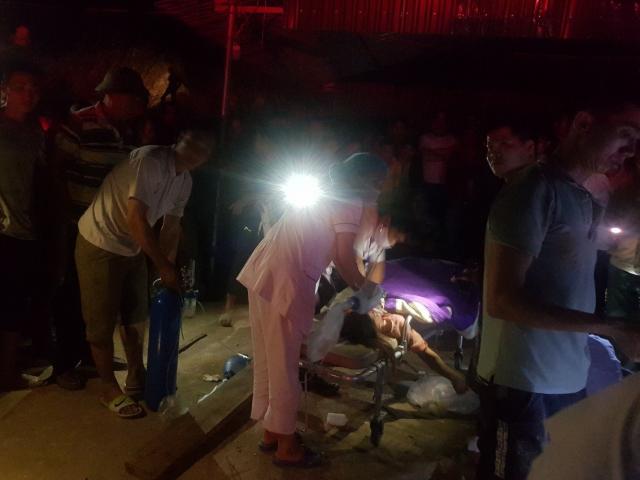 Quảng Ninh: Xe chở đất đâm sập nhà, 2 mẹ con tử vong thương tâm