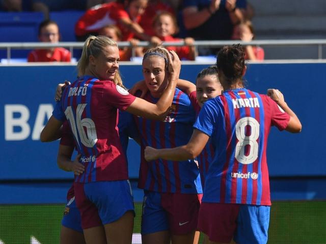 Các cô gái Barcelona khiến thầy trò Koeman hổ thẹn: Ghi 26 bàn 4 trận, châu Âu vị nể
