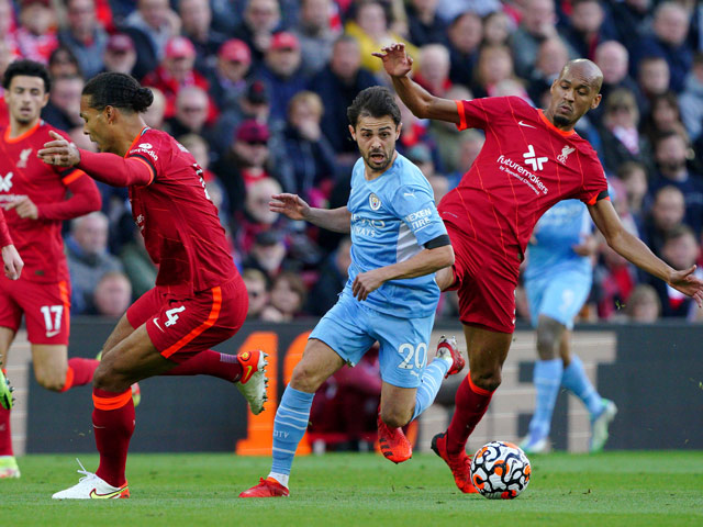 Rực lửa vòng 7 Ngoại hạng Anh: Liverpool gặp “hung thần“ mới, tiếc cho Fernandes