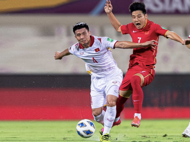 Ông Park: Người hùng và người nhận lỗi