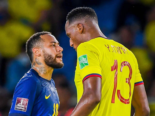 Neymar đá như “gà mắc tóc“ chuyền hỏng 15 lần, tệ nhất vòng loại World Cup