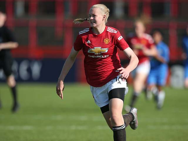 Con gái Solskjaer sắp ra mắt MU: Ngôi sao tuổi 18, ghi 8 bàn/4 trận