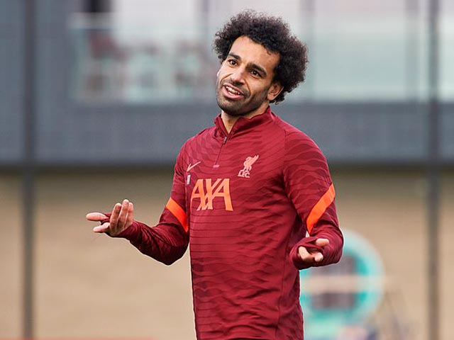Salah úp mở về tương lai khiến fan Liverpool bất an, bị chê dưới tầm Benzema