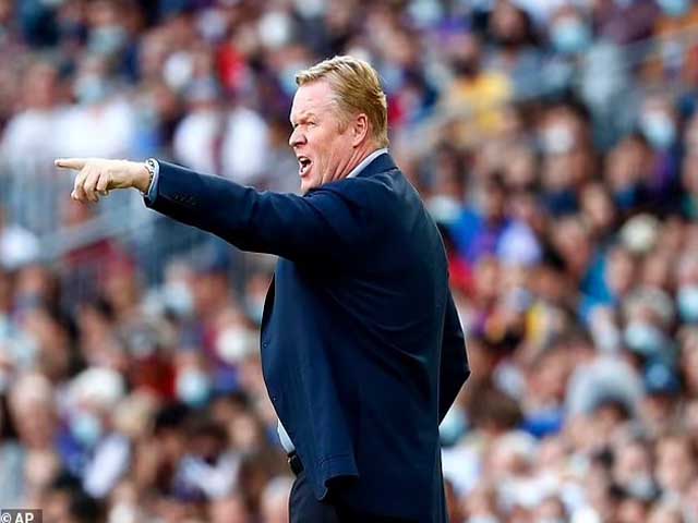 Barca thua Siêu kinh điển, fan giận dữ tấn công xe của HLV Koeman