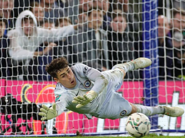 Kepa hoá “thánh bắt penalty“, Tuchel cực vui dù Chelsea thắng nhọc