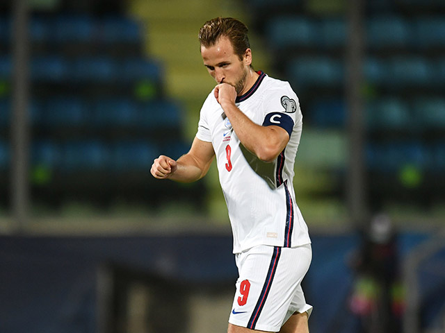 Kane lập poker cho ĐT Anh vòng loại World Cup, phá vỡ kỷ lục tồn tại 94 năm