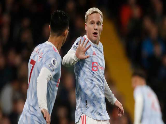 MU khốn cùng trước Watford vì 3 sai lầm của Solskjaer, tiếc cho Van de Beek