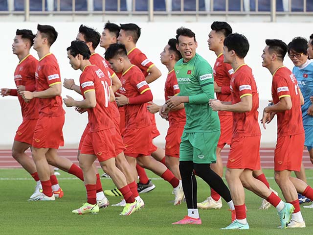 Thủ môn Tấn Trường: “Sao mọi người ghét tôi vậy, không livestream ở ĐT Việt Nam“