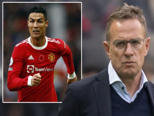 MU sắp bổ nhiệm “cha đẻ“ lối chơi pressing, Ronaldo có lo mất suất đá chính?