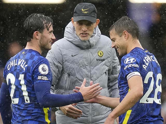 Tuchel “chém” chiến thuật dọa MU trước đại chiến, bị huyền thoại “dằn mặt“