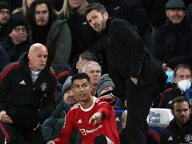 Lộ lý do Carrick quyết “dứt tình“ với MU sau khi HLV Rangnick nhậm chức