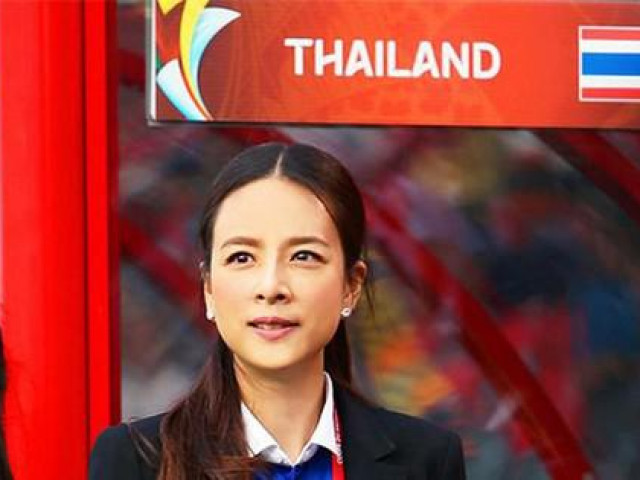 Tuyển Thái Lan chê đồ ăn tại AFF Cup
