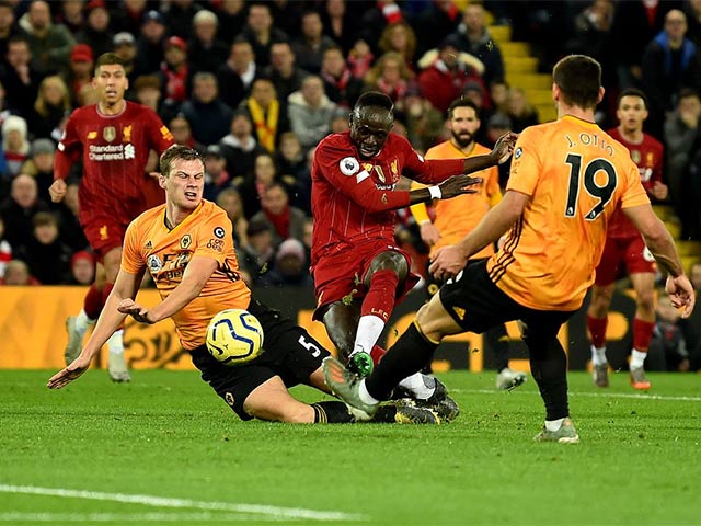 Trực tiếp bóng đá Wolverhampton - Liverpool: Khó cản “cơn lốc đỏ“ (vòng 15 Ngoại hạng Anh)